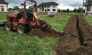 Копка траншей для водопровода в Черняховске: цена за метр от 952 руб.